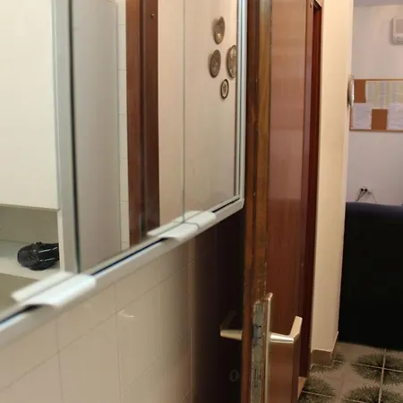 Marinovic 3462 Gostinjska kuća