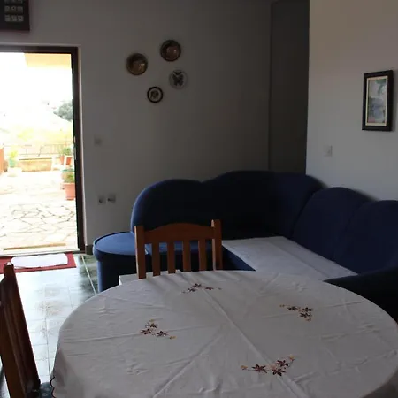 Gostinjska kuća Marinovic 3462 3*